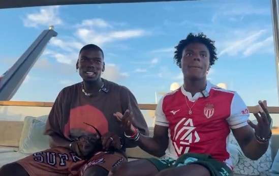 博格巴直播力挺登贝莱：法国天才若错失今年金球奖将终身无缘